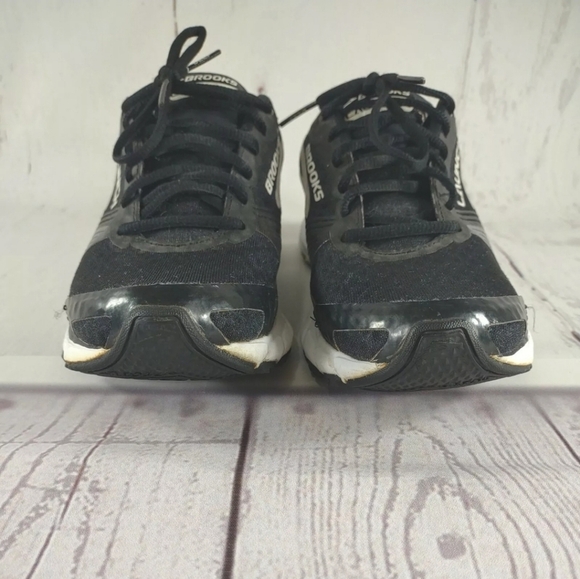 Brooks Launch 3
Running Shoes Black Athletic - Picture 5 of 6